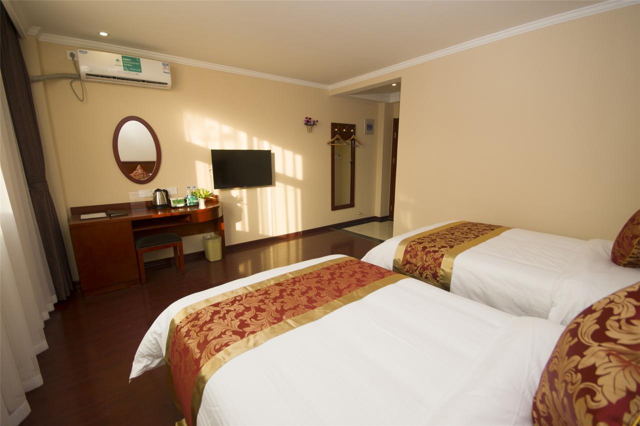 Greentree Inn Jiangsu Yancheng Bus Station Business Hotel Exterior photo