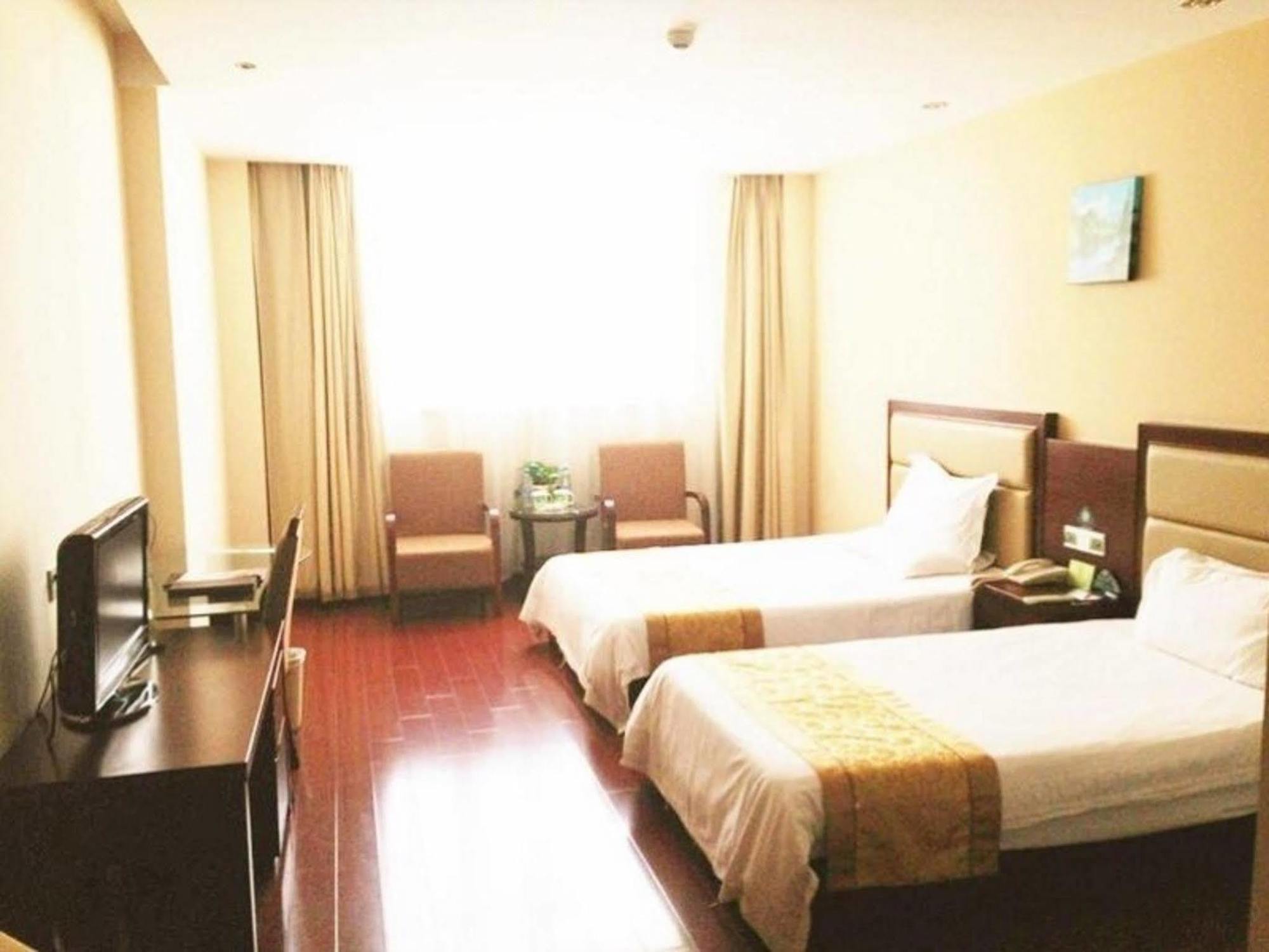 Greentree Inn Jiangsu Yancheng Bus Station Business Hotel Exterior photo